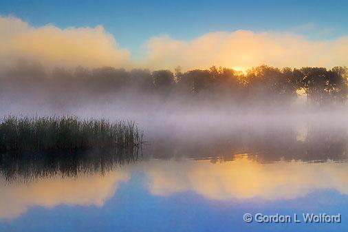 Rideau Canal Sunrise_15639.jpg - Photographed along the Rideau Canal Waterway near Smiths Falls, Ontario, Canada.